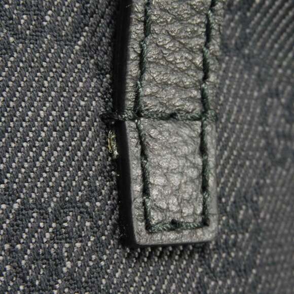 GUCCI Authentic Black Shoulder Bag - Picture 15 of 16